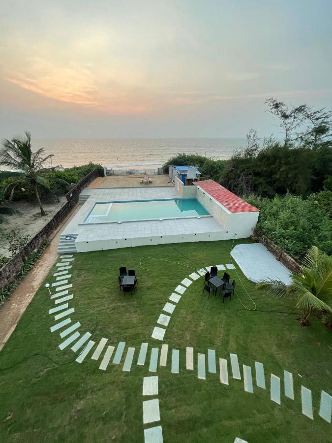 Hotel Kay'S By The Sea Ajgaon Exterior foto